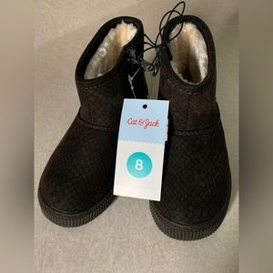 Cat and jack toddler size 8 Dino boots